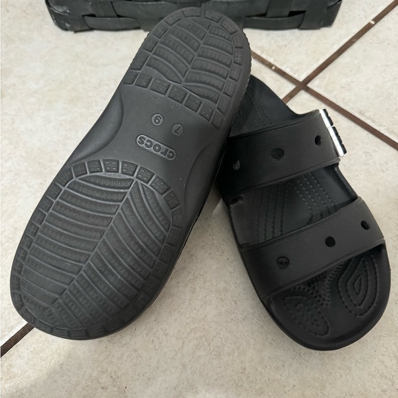 Crocs Classic Sandals for Ladies - Picture 5 of 5